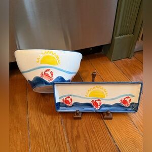 Sur La Table deep dish ceramic bowl and serving tray beach crab scene Vintage